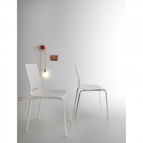 Set 2 sedie Elena 4 Family impilabili in plastica Pointhouse
